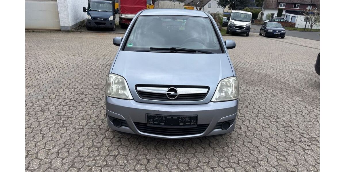 Opel Meriva 198.723 km 2.600 &euro; Müllenbach 53520
