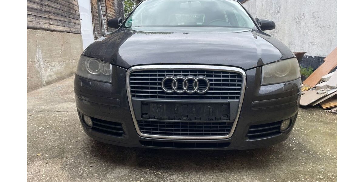 Audi A3 349.000 km 1.300 &euro; Erkelenz 41812