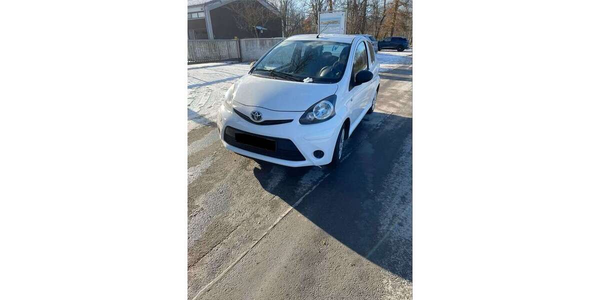 Toyota Aygo 50.000 km 4.200 &euro; Günzburg 89312