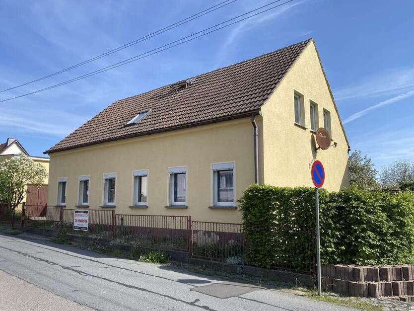 Haus zum Kaufen in Riesa 125.000 € 157 m²