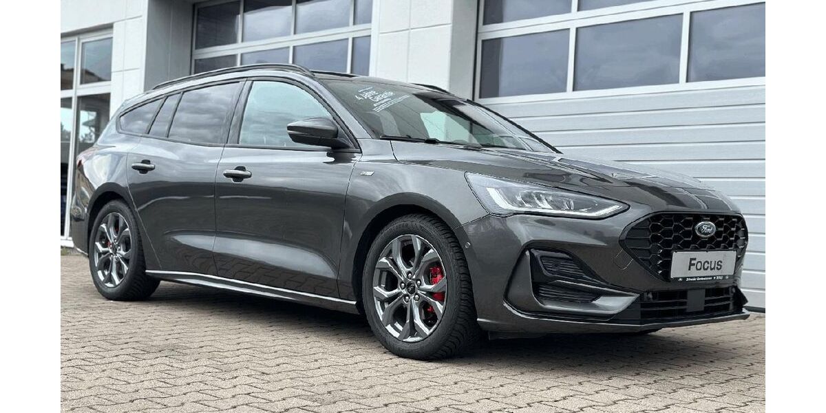 Ford Focus 24.100 km 29.890 € Sondershausen 99706