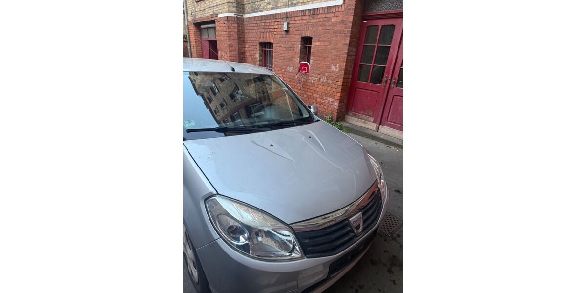 Dacia Sandero 165.255 km 800 &euro; Wiesbaden 65195