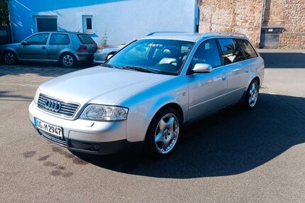 Audi A6 158.000 km 3.500 &euro; Lahr 77933