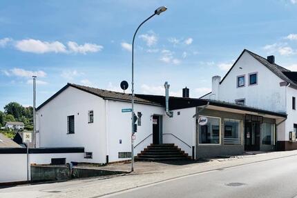Haus Dahlem - 16 Zimmer, 400 m&sup2;, 499.000&euro; | Angebot:27113655