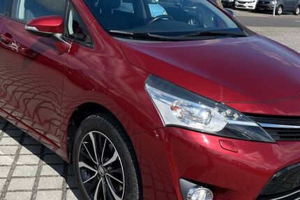 Toyota Verso 80.250 km 12.990 &euro; Kodersdorf 02923