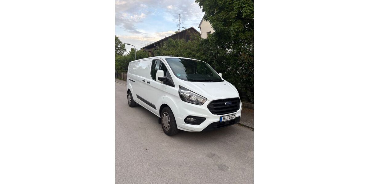 Ford Transit Custom 136.000 km 19.490 &euro; München 81827