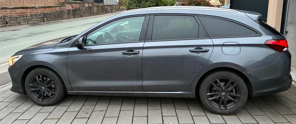 Hyundai i30 115.000 km 12.500 &euro; Kordel 54306