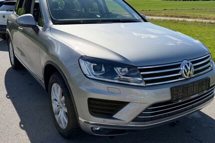 VW Touareg 146.307 km 18.290 &euro; Wegscheid 94110