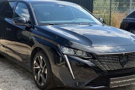Peugeot 308 122.800 km 15.990 &euro; Berlin 12249
