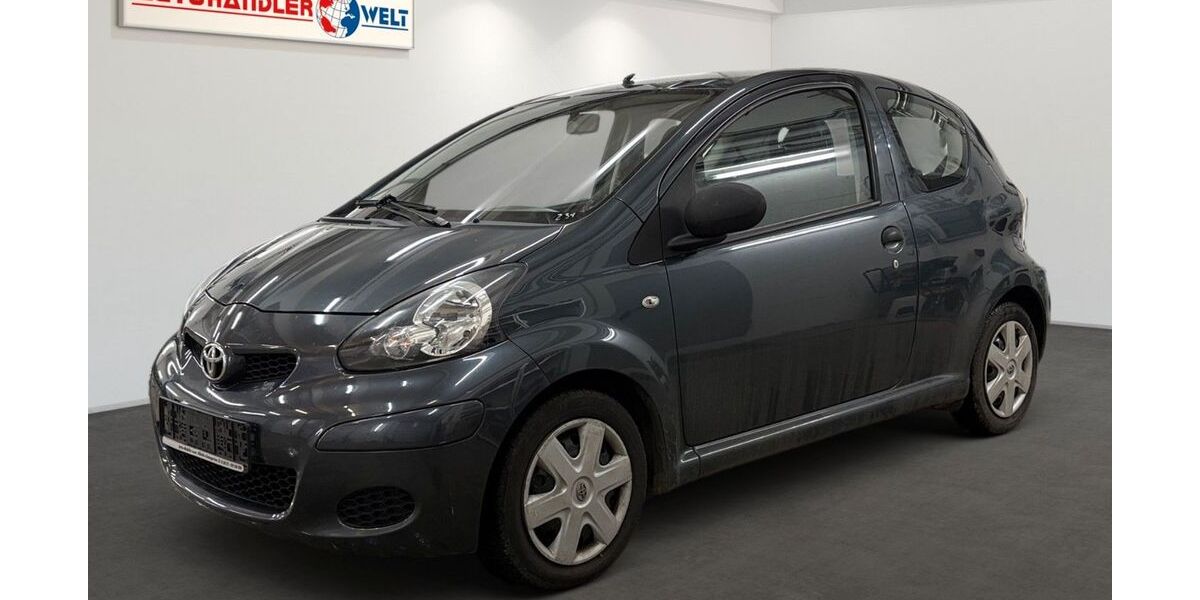 Toyota Aygo (X) 162.997 km 1.799 &euro; Berlin 12681