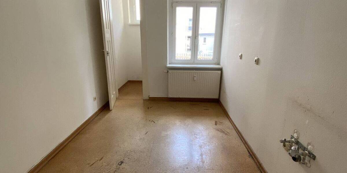 Gewerbeobjekt Jena Zentrum - 6 Zimmer, 1.000&euro; | Angebot:26796990