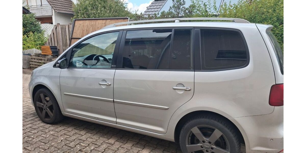 VW Touran 155.000 km 7.800 &euro; Schutterwald 77746