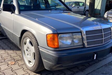 Mercedes-Benz 190 207.000 km 5.990 &euro; Berlin 13599