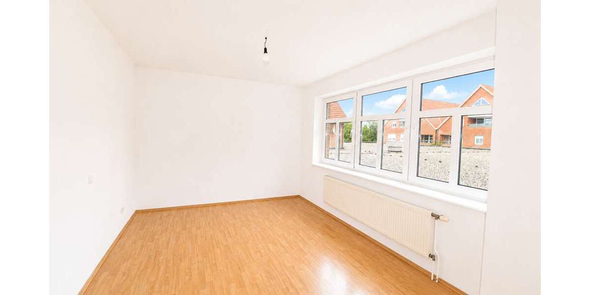 Etagenwohnung Wilhelmshaven Aldenburg - 4 Zimmer, 100 m&sup2;, 159.000&euro; | Angebot:27072692