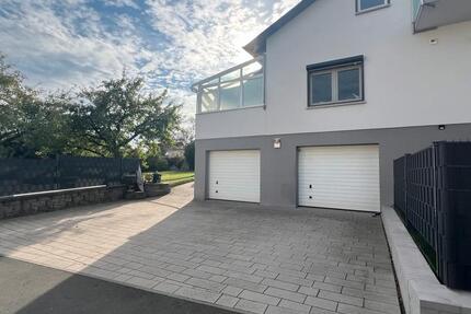 Haus Biebertal - 9 Zimmer, 280 m&sup2;, 650.000&euro; | Angebot:25428204