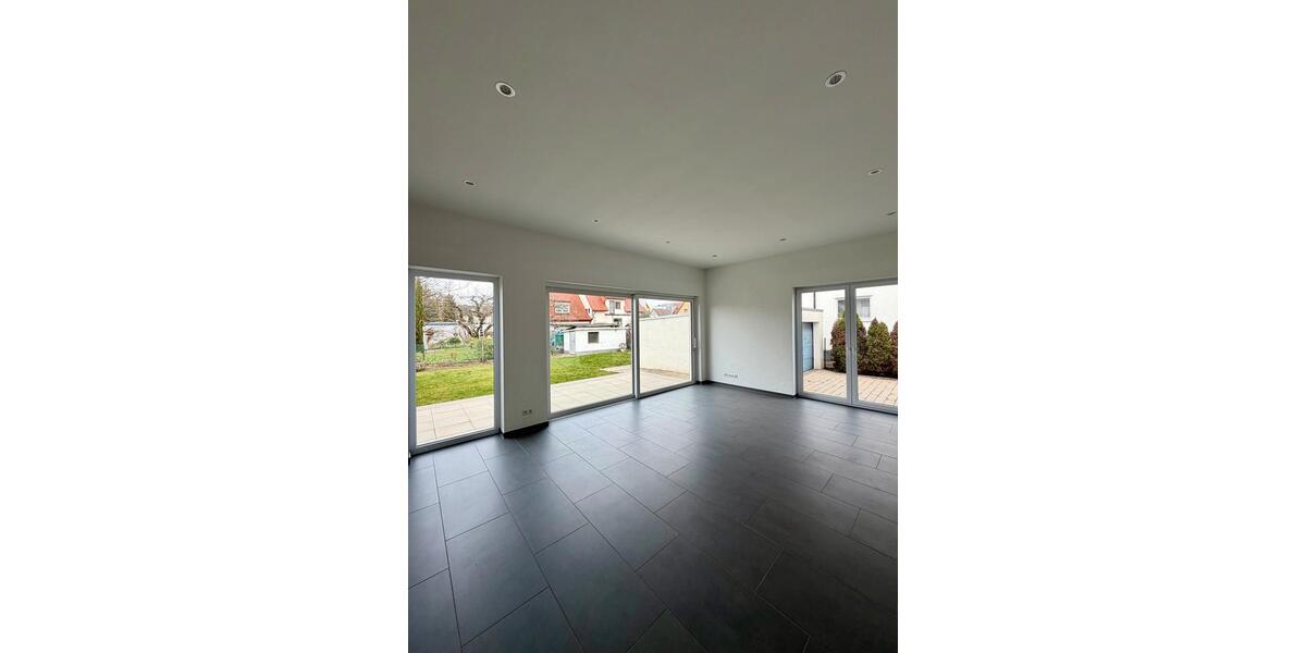 Einfamilienhaus Durmersheim - 8 Zimmer, 203 m&sup2;, 840.000&euro; | Angebot:26249739