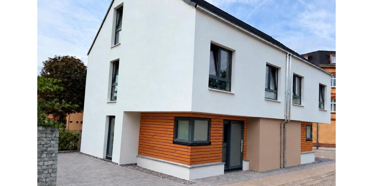 Doppelhaushälfte Staßfurt - 5 Zimmer, 138 m&sup2;, 1.250&euro; | Angebot:27623906