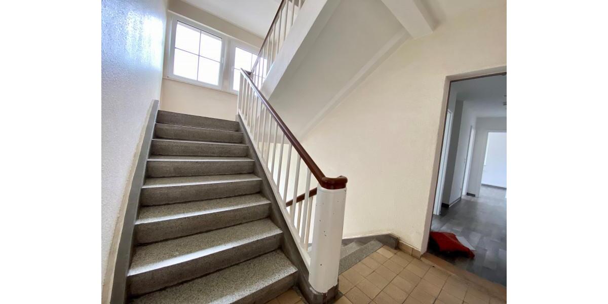 Etagenwohnung Staßfurt - 2 Zimmer, 52 m&sup2;, 312&euro; | Angebot:26493720