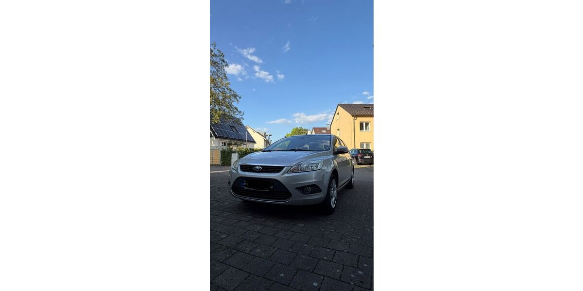 Ford Focus 102.448 km 4.275 &euro; Bad Dürrheim 78073