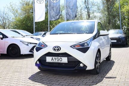 Toyota Aygo (X) 26.706 km 9.990 &euro; Rathenow 14712