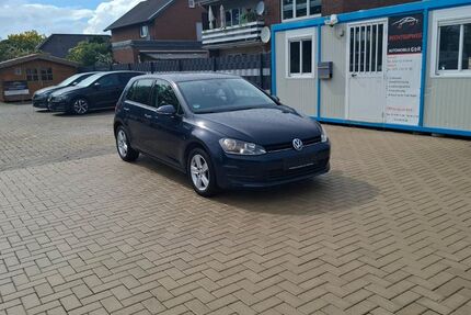 VW Golf 36.000 km 11.650 &euro; rechtsupweg 26529