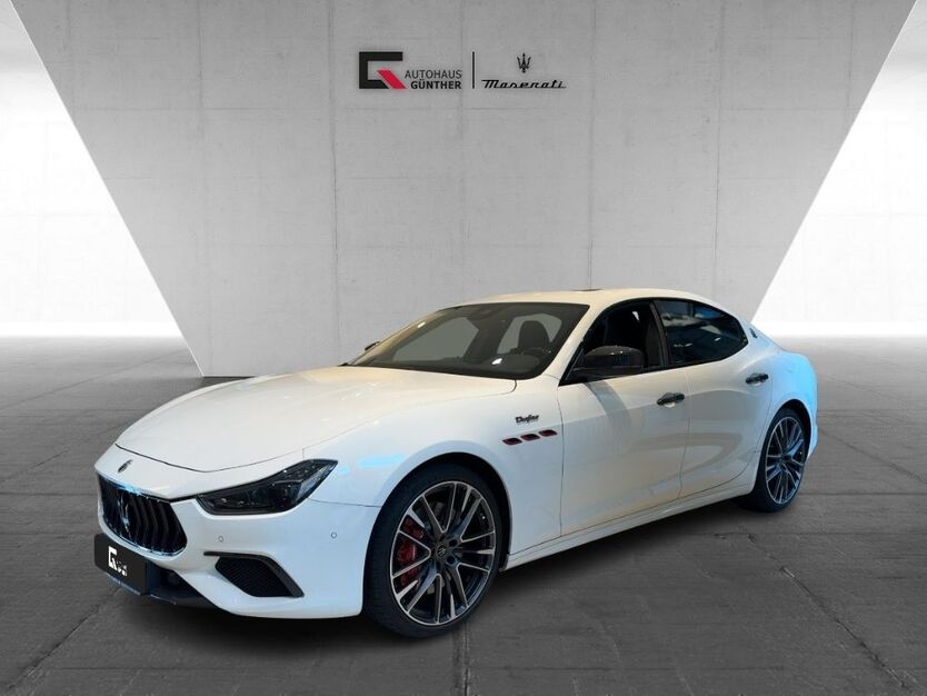 Maserati Ghibli 54.343 km 76.950 € Berlin 10587