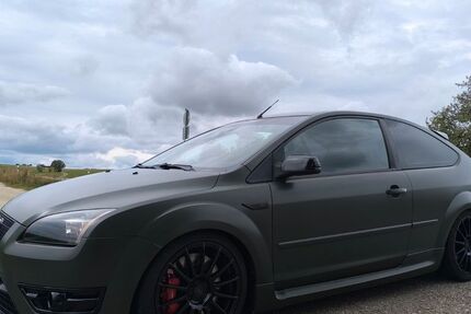 Ford Focus 147.968 km 7.300 &euro; Bad Urach 72574