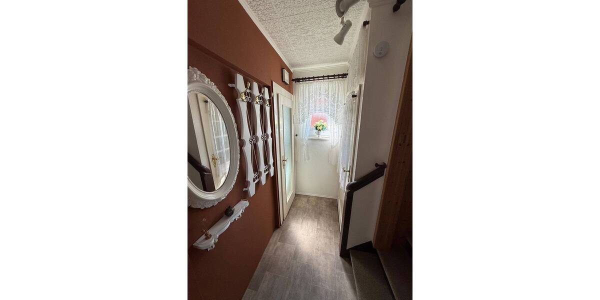 Doppelhaushälfte Hartmannsdorf b Chemnitz - 5 Zimmer, 120 m&sup2;, 169.000&euro; | Angebot:26473203