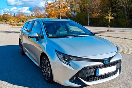 Toyota Corolla 58.000 km 18.000 &euro; Hamburg 20357