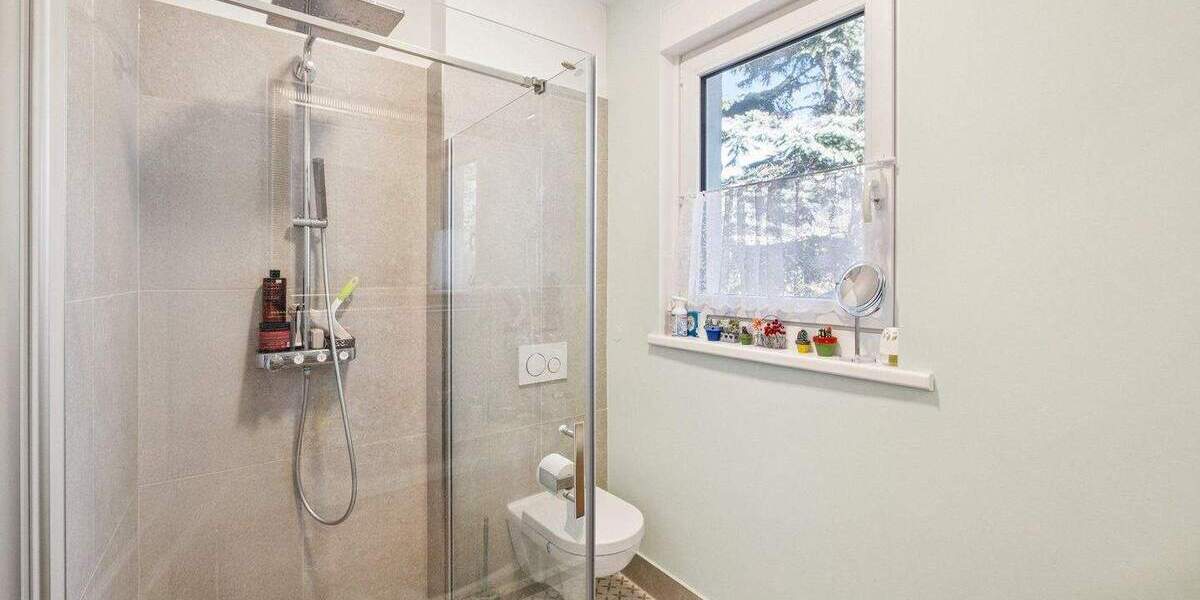 Reihenmittelhaus Berlin Westend - 3 Zimmer, 80 m&sup2;, 860.000&euro; | Angebot:25614144