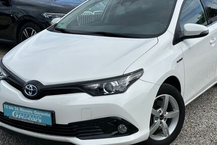 Toyota Auris 74.510 km 14.790 € München 81825