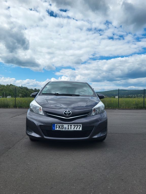 Yaris
