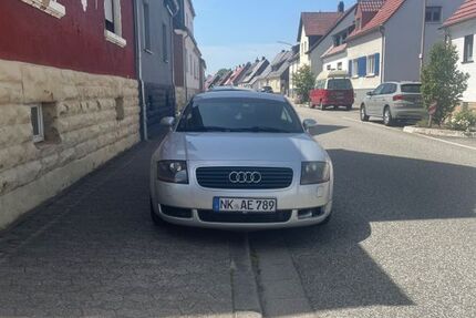 Audi TT 350.000 km 2.400 € Spiesen-Elversberg 66583