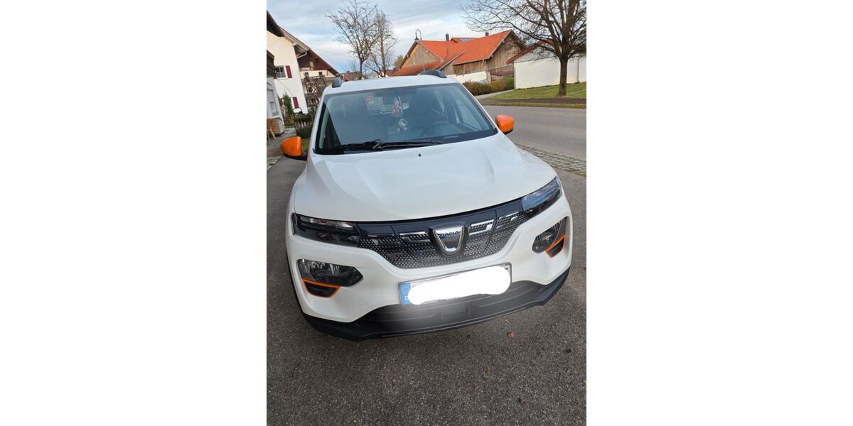 Dacia Spring 13.893 km 10.900 &euro; Germaringen 87656