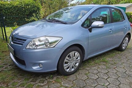 Toyota Auris 60.000 km 7.490 &euro; Hamburg 22045