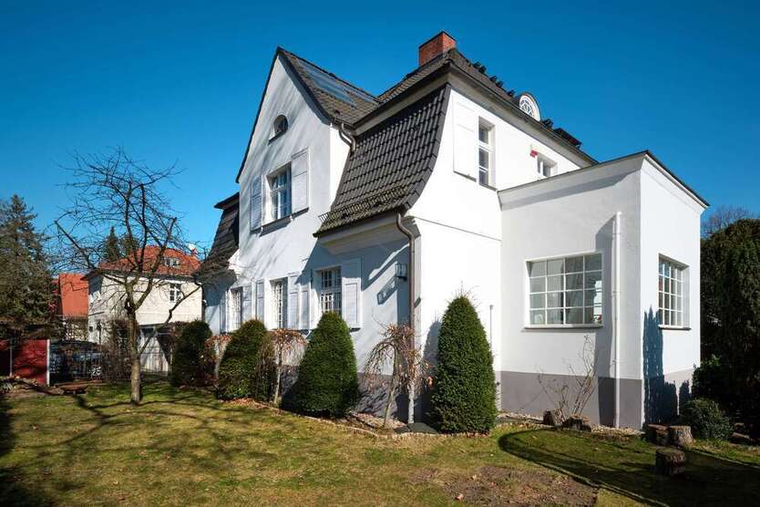 Haus zum Kaufen in Berlin 1.995.000 € 252.42 m²