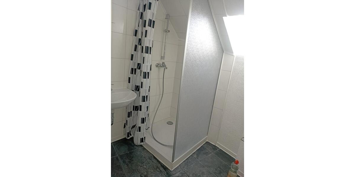 Dachgeschoßwohnung Illingen - 1 Zimmer, 40 m&sup2;, 530&euro; | Angebot:26113527