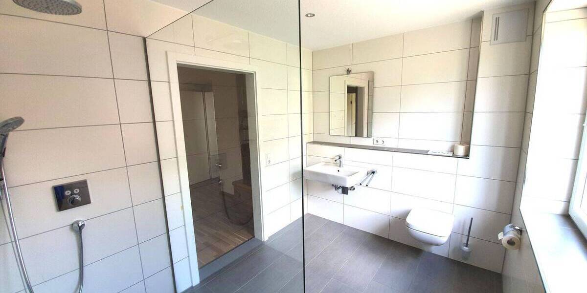 Einfamilienhaus Achern Großweier - 7 Zimmer, 165 m&sup2;, 350.000&euro; | Angebot:25703677