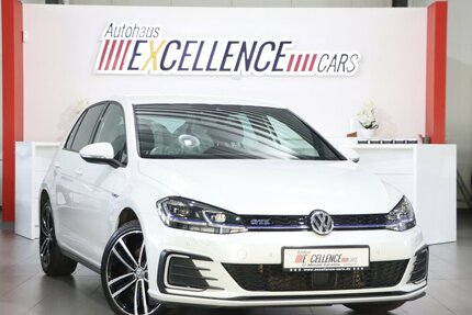 VW Golf VII GTE 1.4 TSI DSG / LED / NAVI-DM / ST.HZ