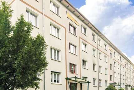 Wohnung zum Mieten in Hoyerswerda 330 € 62.28 m²