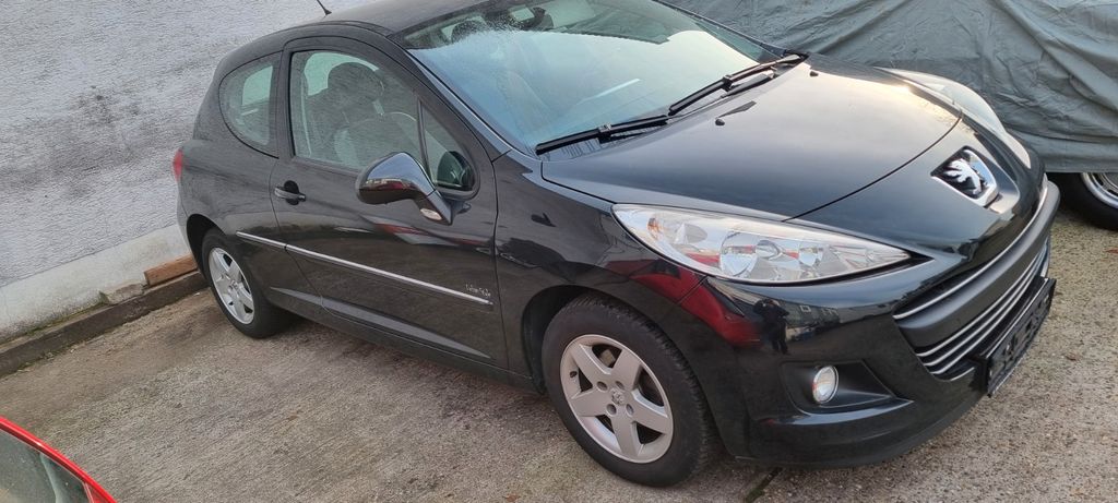 Peugeot 207 109.600 km 3.599 &euro; Fürth 64658