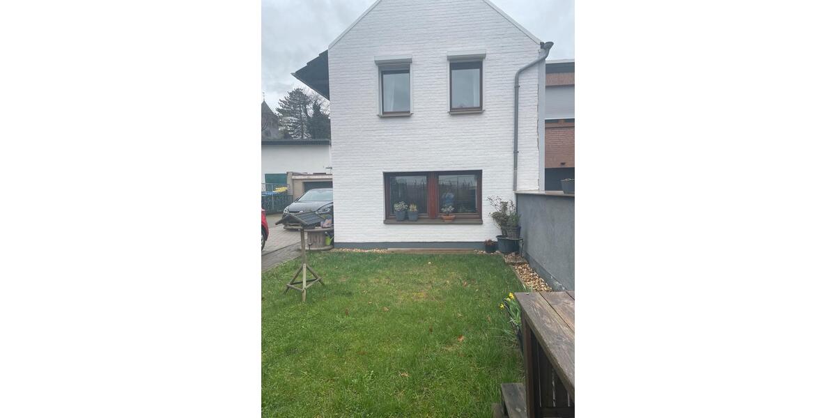 Etagenwohnung Bedburg - 3.5 Zimmer, 90 m&sup2;, 1.050&euro; | Angebot:25511526