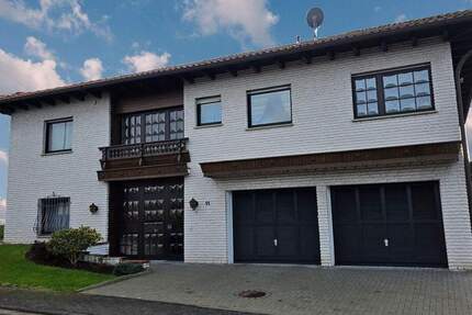 GROSSZÜGIGES EINFAMILIENHAUS MIT INTEGRIERTER EINLIEGERWOHNUNG Büdingen Vonhausen PROVISIONSFREI !! 7 zimmer