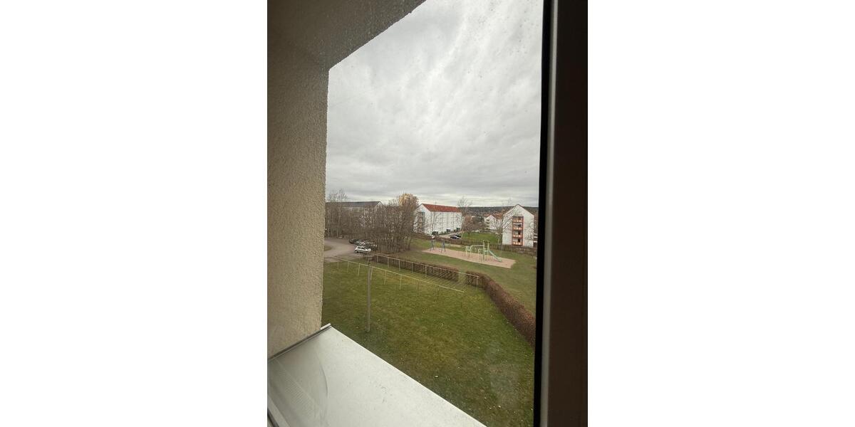 Etagenwohnung Bad Salzungen - 3 Zimmer, 61 m&sup2;, 490&euro; | Angebot:25903546