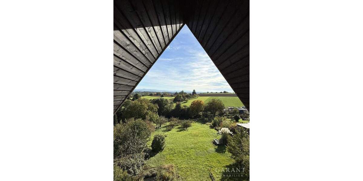 Ihr Zuhause im Grünen: Großes Grundstück, Ruhe & Weitblick in Tübingen-Pfrondorf! 8 zimmer