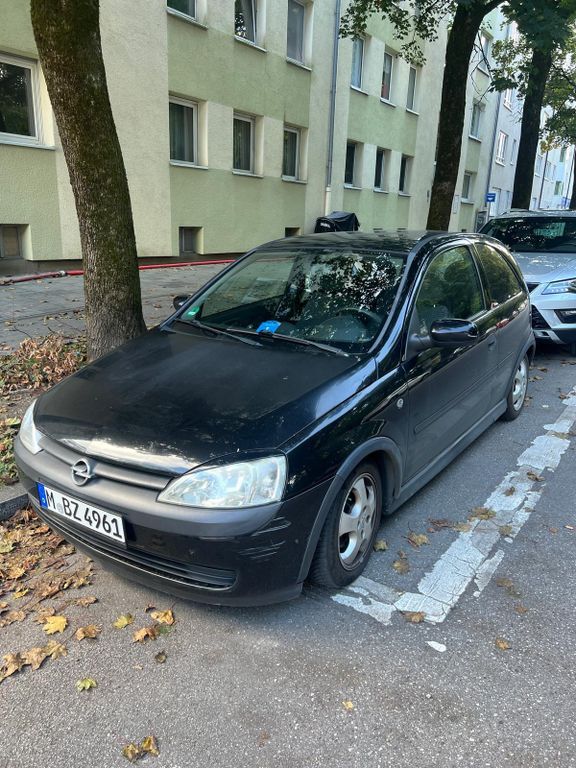 Opel Corsa 210.000 km 1.400 € München 81669