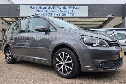 VW Touran 147.300 km 6.980 &euro; Ratekau 23626