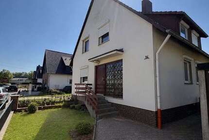 Haus Sehnde - 6 Zimmer, 149 m&sup2;, 1.500&euro; | Angebot:26417797