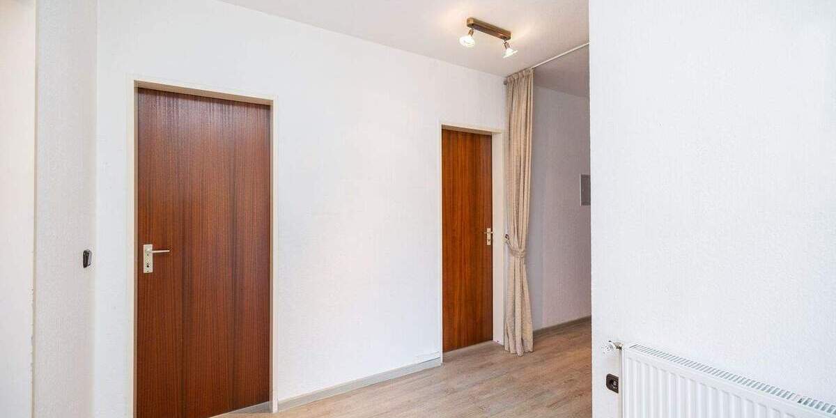 Etagenwohnung Bad Salzuflen Innenstadt - 3 Zimmer, 76 m&sup2;, 179.000&euro; | Angebot:26659743