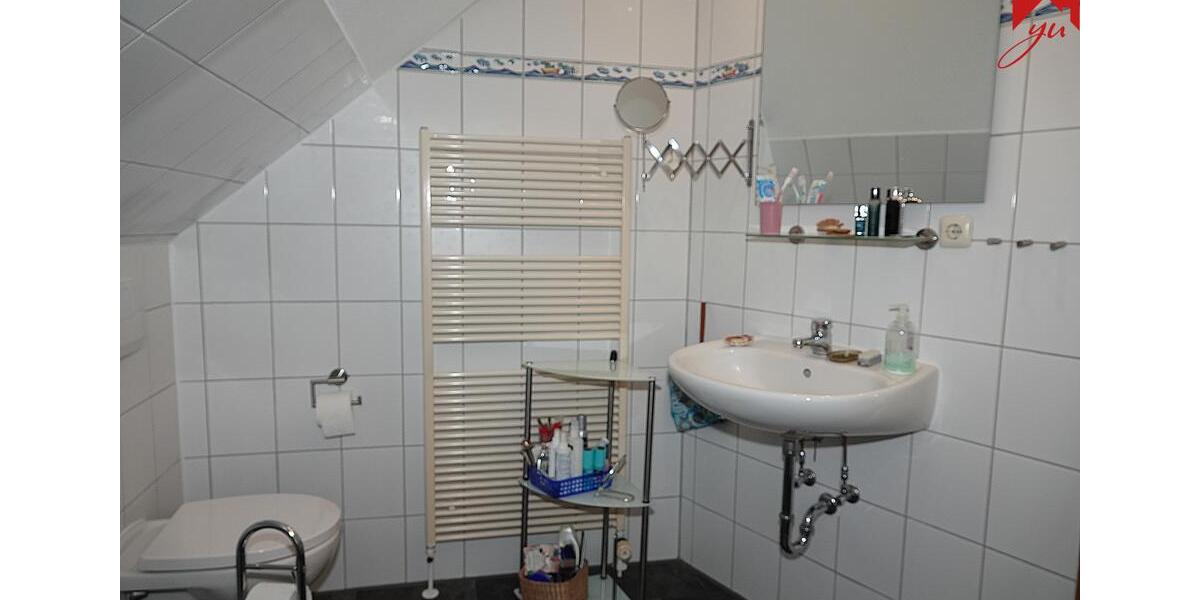 Etagenwohnung Esens - 4 Zimmer, 99 m&sup2;, 690&euro; | Angebot:25292522